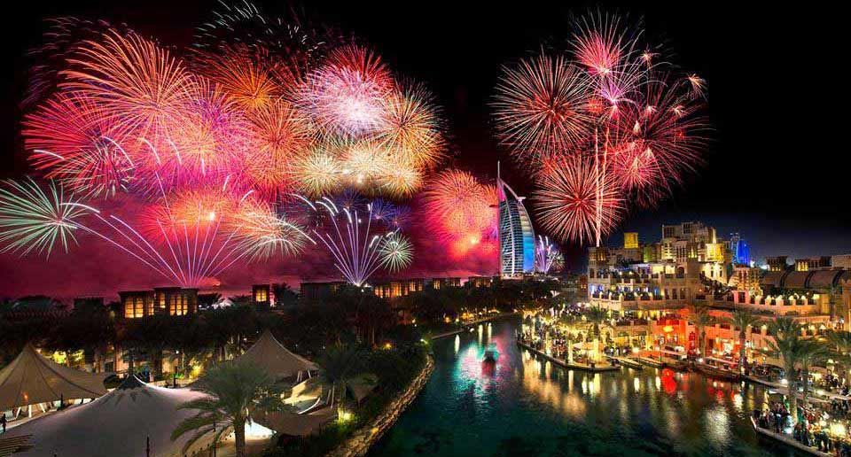 Madinat Jumeirah Fireworks on new year eve in dubai